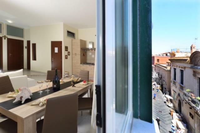 Corso Umberto Piazza Duomo Appartement Taormina Buitenkant foto